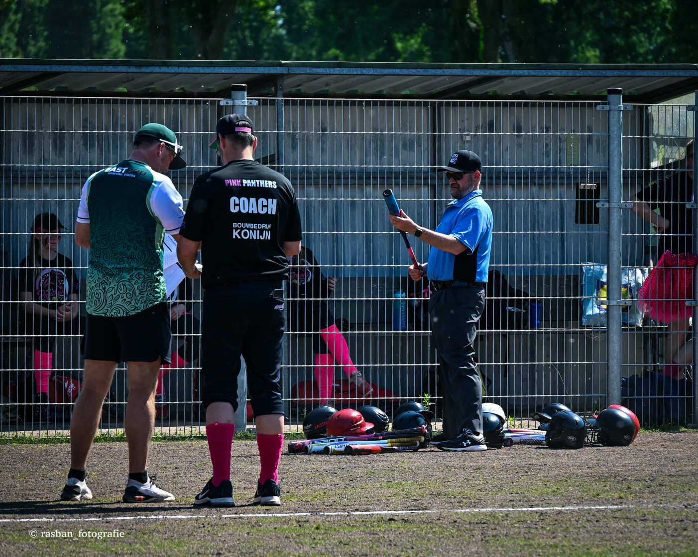 Youth baseball practice with organized drills
