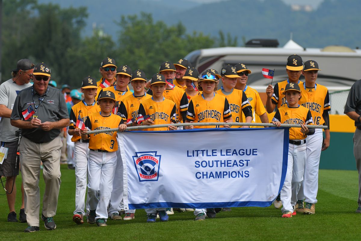 지역 챔피언이 필드에 입장